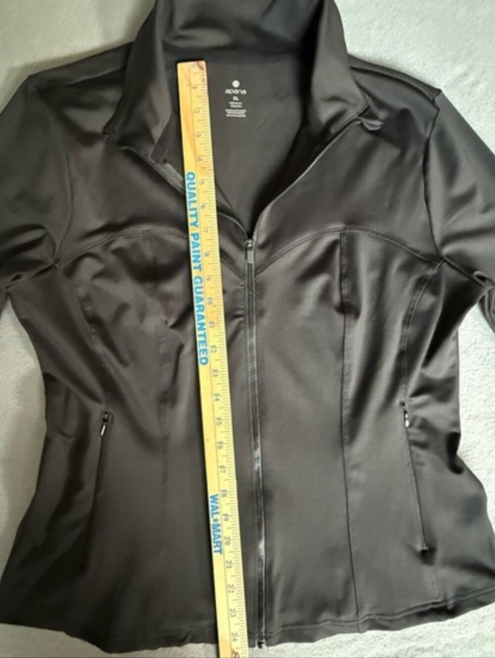 Apana Black Woman’s fitted Athletic zip jacket size XL Like New